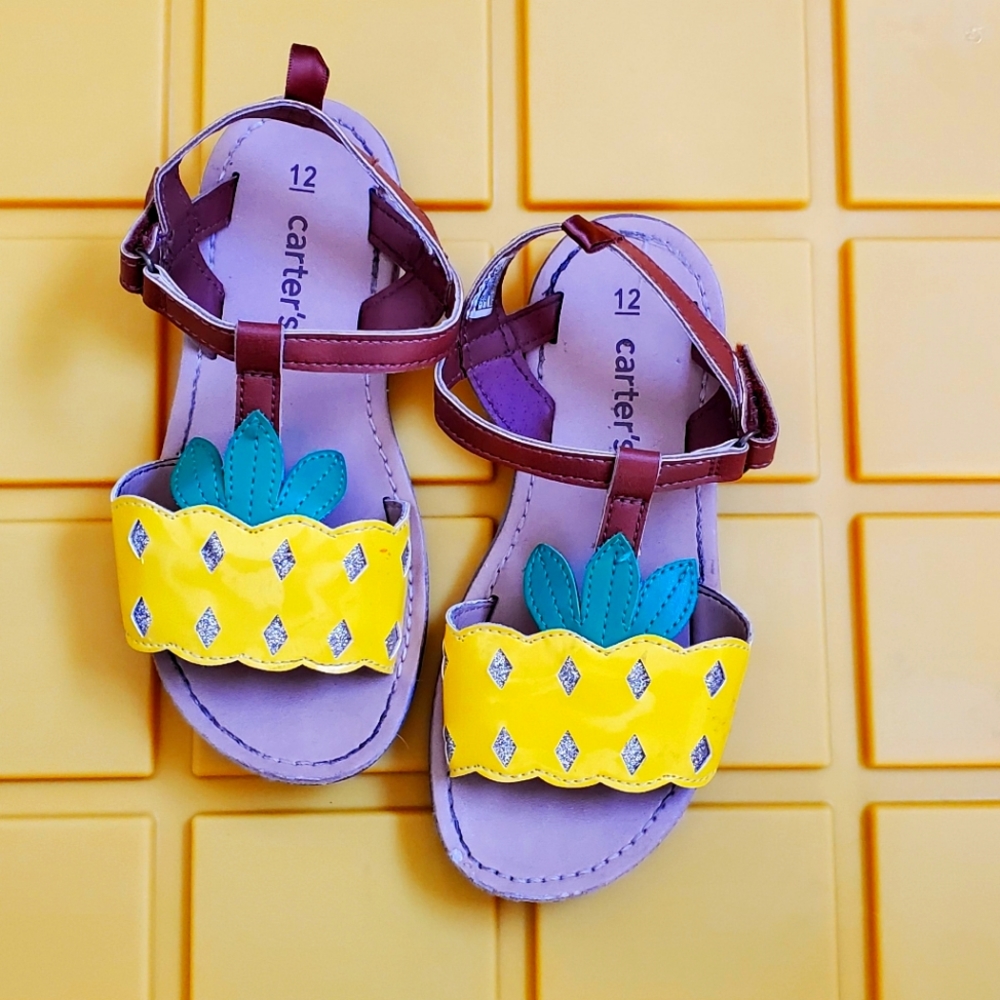 Carter's sandals